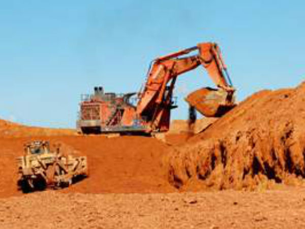 பாக்சைட் சுரங்கம் 