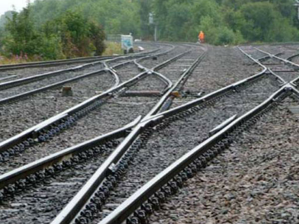 கூடுதல் டிராக்குகள் 