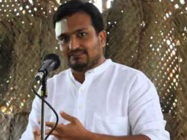  பியூஷ் மானுஷ் 