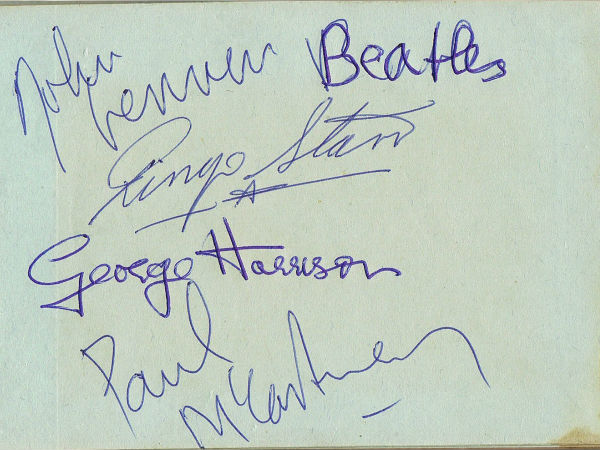  விலையுயர்ந்த ஆட்டோகிராப் 