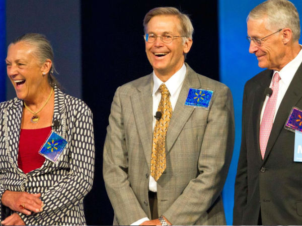 1.வால்டன் குடும்பம், வால்மார்ட். (151.5 பில்லியன் டாலர்) : 