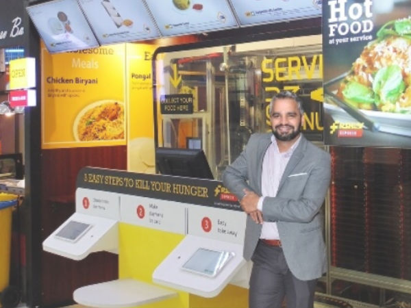  வறுமை தடையாக இல்லை