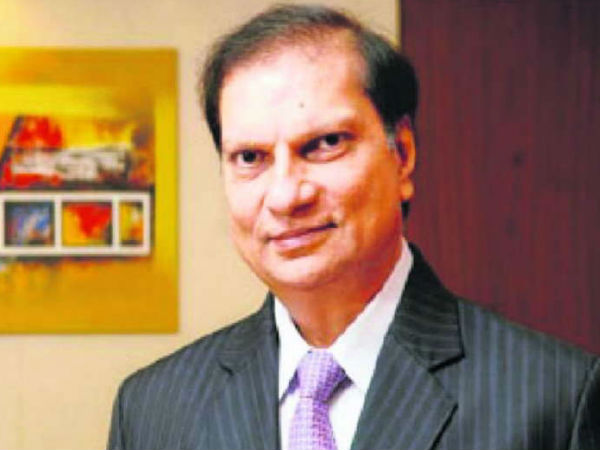 குடும்பமே எஸ்கேப்