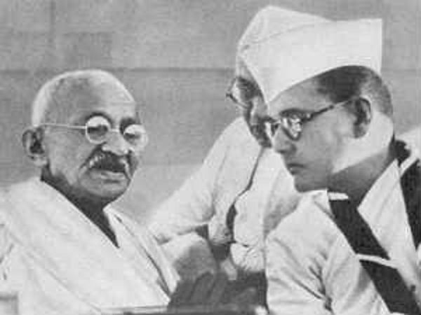 7. காந்தி சந்திர போஸுக்கு துரோகம் செய்துவிட்டார்