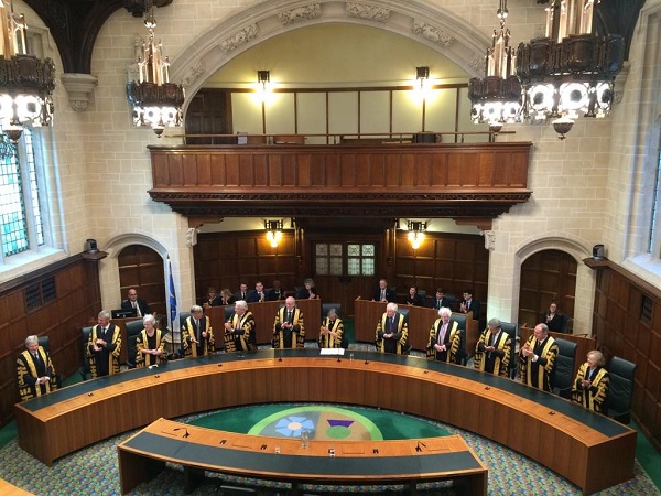 நீதிபதி தீர்ப்பு