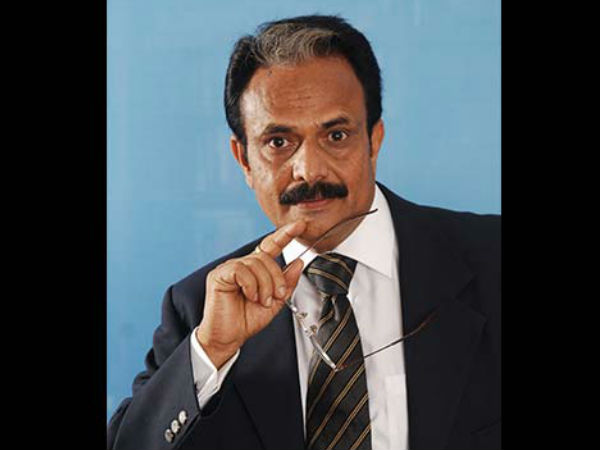 மாதவன் மனைவி