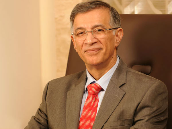 6. நிரஞ்சன் ஹிராநந்தனி