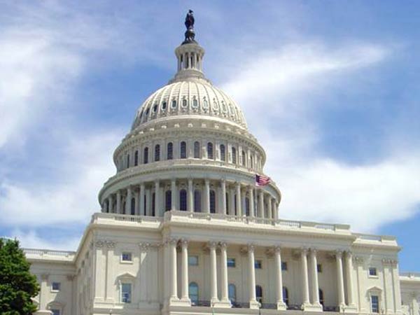 தற்போது அமெரிக்காவில்