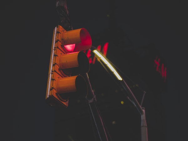 இவர்கள் தான் காரணம்