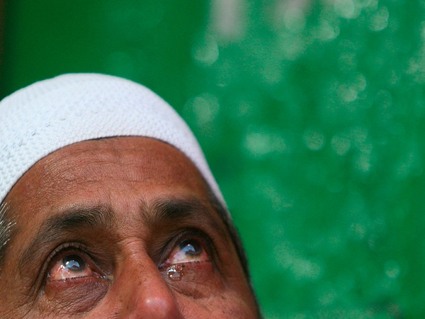 கண்ணீர் விட்ட அப்பா