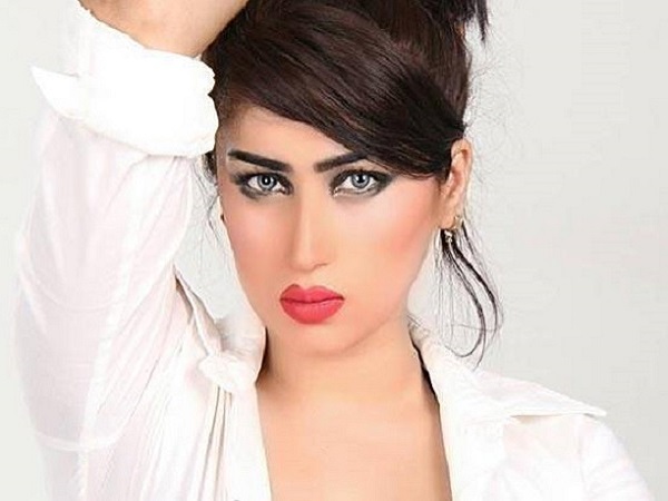 கிரங்கிய இளைஞர்கள்