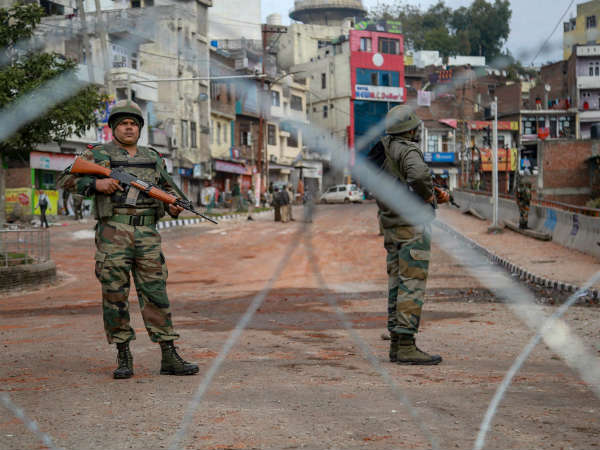 ராணுவ ரீதியாக - 1 