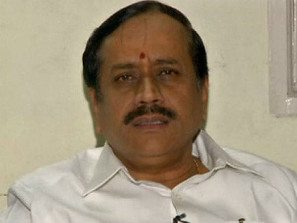 மூத்த தலைவர் 