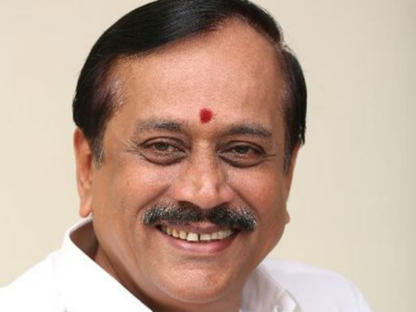 யாரை சொல்கிறார்? 