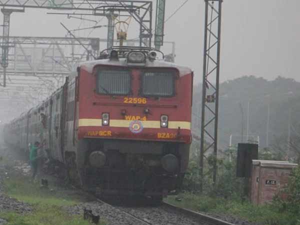 நிறுத்தங்கள் எங்கே..? 