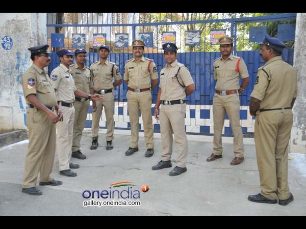 காவல் துறை 