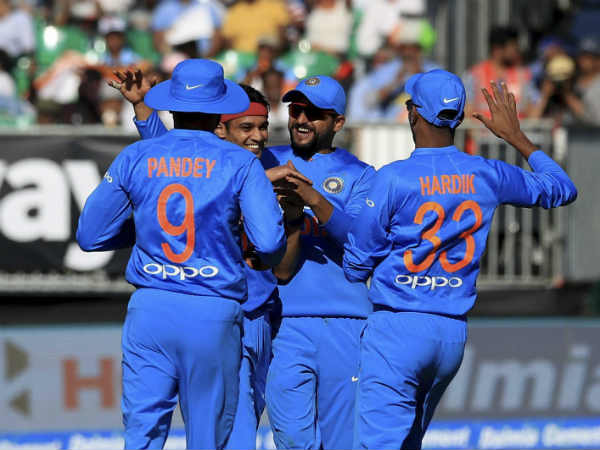 நெட்டிசன்கள் 