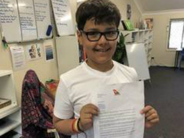  அந்த கரடி பொம்மை 