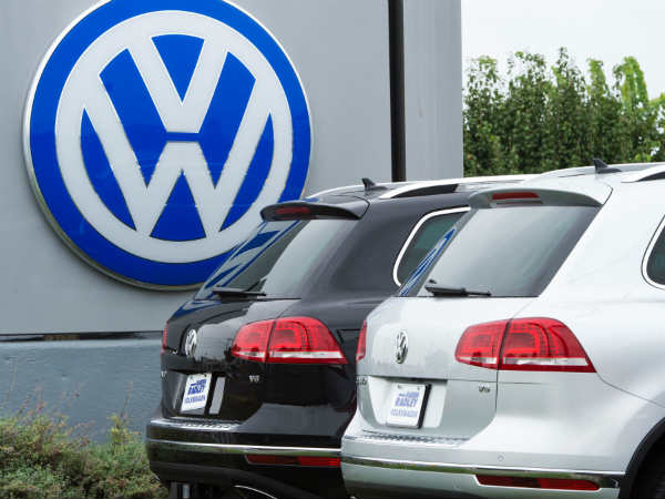 Volkswagen லே ஆஃப்..? 