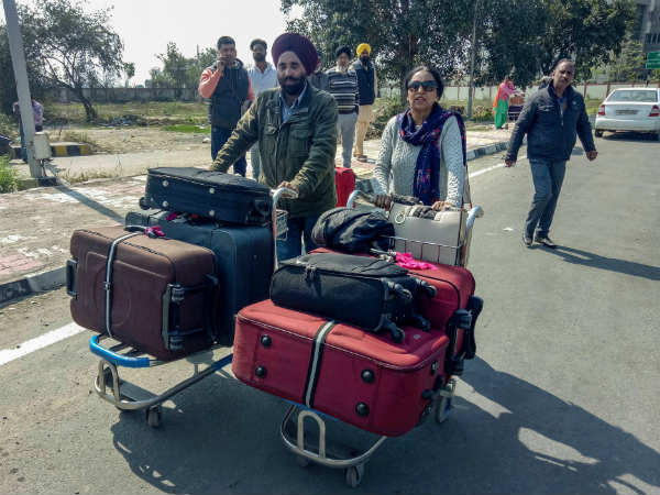 அடுத்தடுத்த செக்டாரிலும் லேட் தான்