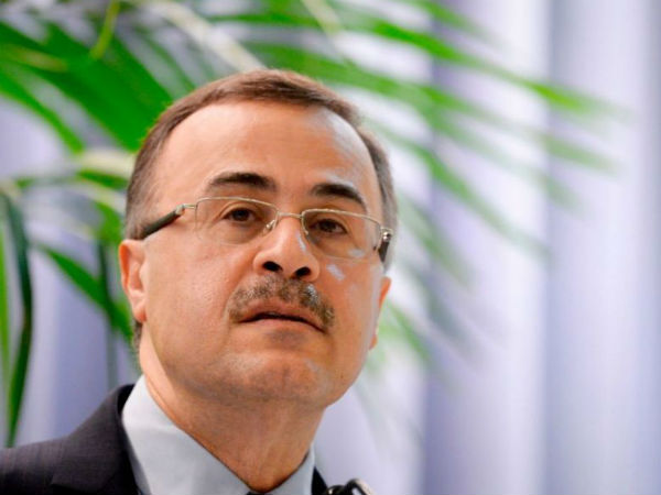 இந்தியா 