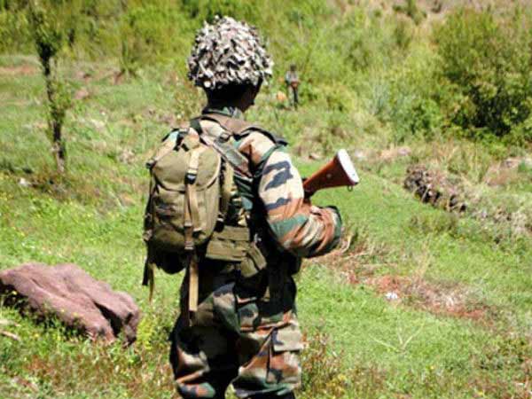 ராணுவ வீரர்களின் குடும்பத்துக்கு ரூ.10லட்சம் 