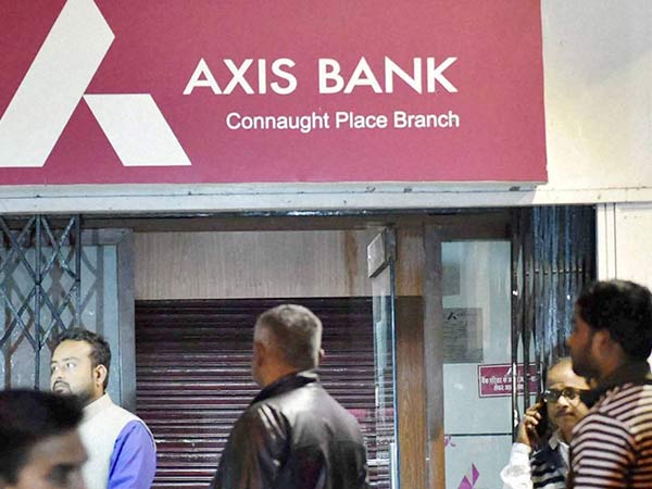 மூத்த பணியாளர்கள் தான்