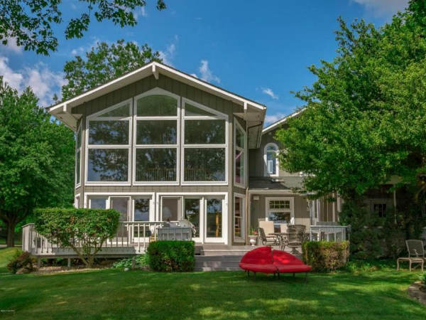 முடித்த வீடுகள் 