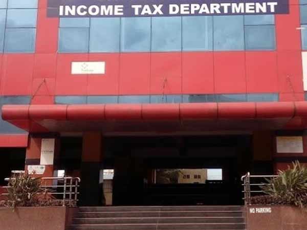 எங்க வழி தனி வழி