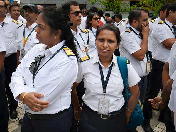 காணாமல் போன சுயமரியாதை