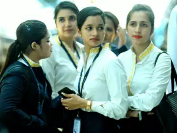 கருணை அடிப்படையில் ஊதியம் வழங்க வேண்டும்