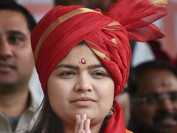 சொன்னா நம்புங்க.. என் சொத்தின் மதிப்பு வெறும் ரூ.2.75 கோடிதான்.. சொல்வது யார் தெரியுமா? 