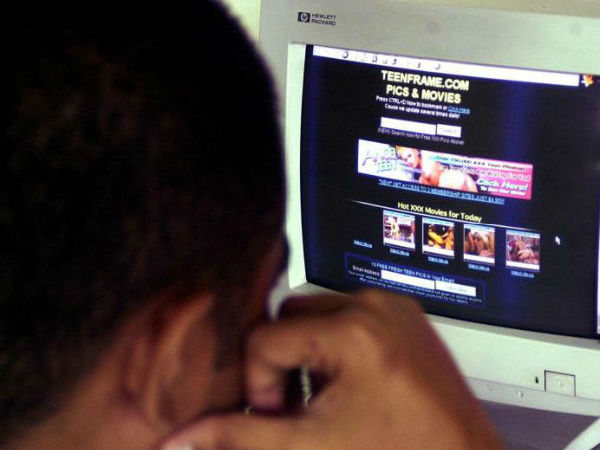 சார்லியின் அப்பா அம்மா 