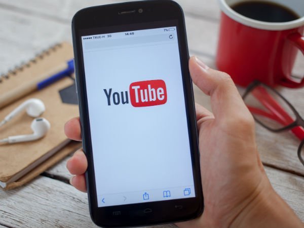 12000 ஊழியர்கள்