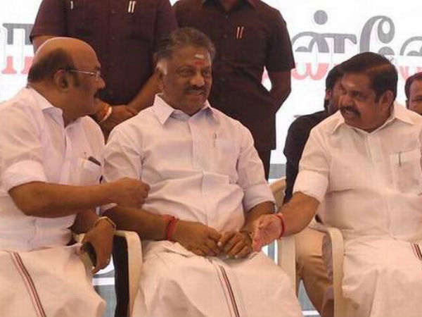 எம்.எல்.ஏ அடையாள அட்டை 