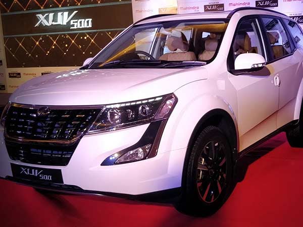 ஆடம்பர கார்களுக்கு பீரிமியம் அதிகரிப்பு இல்லை 