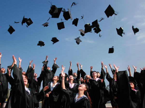 அதிக கடன் தொகைக்கே முன்னுரிமை 