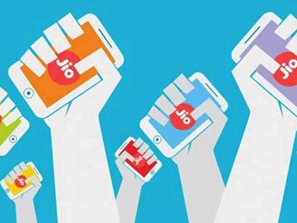 ஆன்லைன் – ஆப்லைனிலும் வாங்கலாம் 