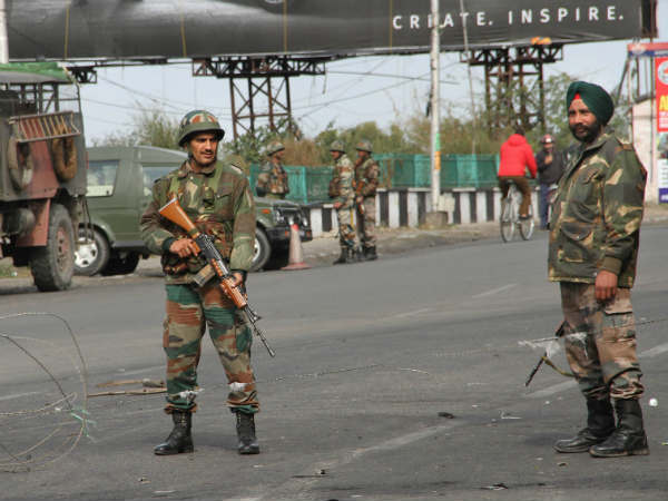 இந்திய ராணுவ வீரர்கள் பலி