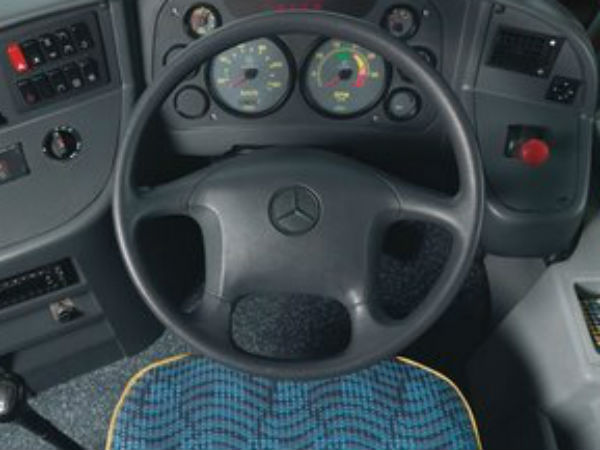 பொருளாதார ரீதியாக பின் தங்கியவர்களுக்கு உதவும் 