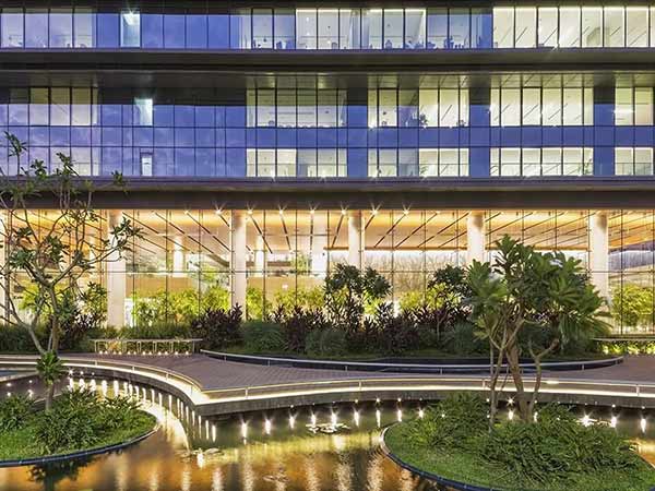 கோத்ரேஜ்ஜூக்கு நிலம்? 