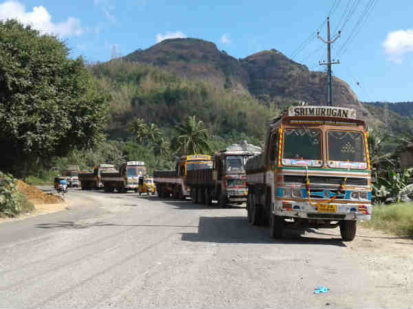 லாரிகள் மற்றும் டிரெய்லர்களை ஆய்வு செய்தல் 