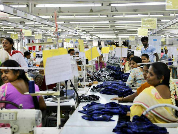 பல மடங்கு வீட்டிலிருந்து தான் வேலை செய்கிறார்கள்? 