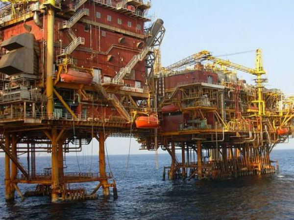 ஈரான் கைப்பற்றியது. 