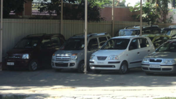 மாறுபட்ட வகையில் பல செலவுகளை குறைத்தோம் 