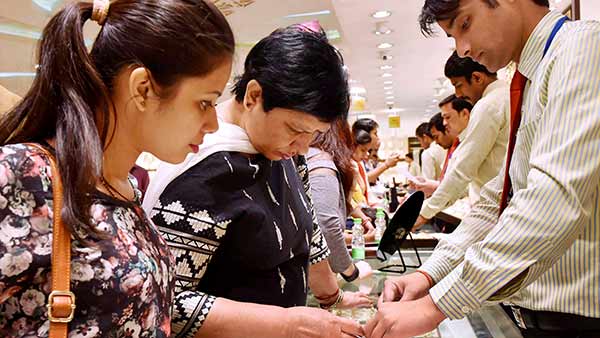 உலக ரெசசன் 