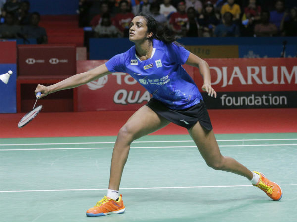 பெண் விளையாட்டு வீரர்