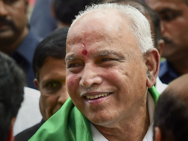 மீண்டும் ஆட்சிக்கு வந்த பின் அதிரடி..4000 பேருக்கு வேலையை உருவாக்கும் திட்டம்..எடியூரப்பா ஒப்புதல்! மீண்டும் ஆட்சிக்கு வந்த பின் அதிரடி..4000 பேருக்கு வேலையை உருவாக்கும் திட்டம்..எடியூரப்பா ஒப்புதல்!