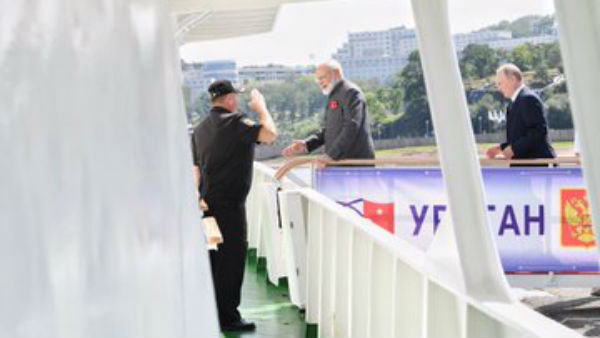 15 ஒப்பந்தங்களில் கையெப்பம் 