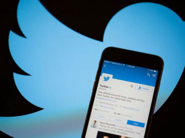 போலி தகவல்கள் 